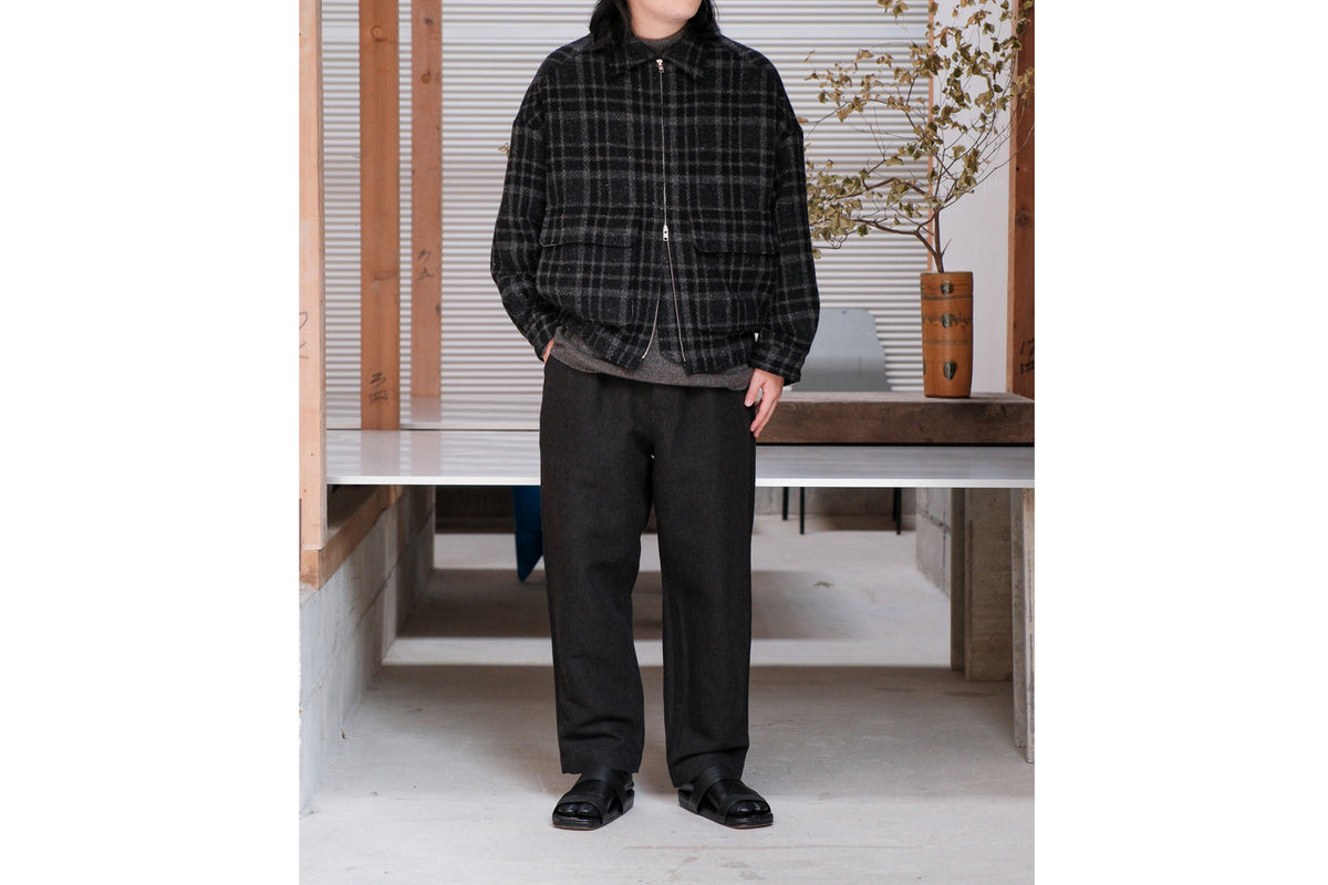 evan kinori　Single Pleat Pant Wool Linen Herring Bone