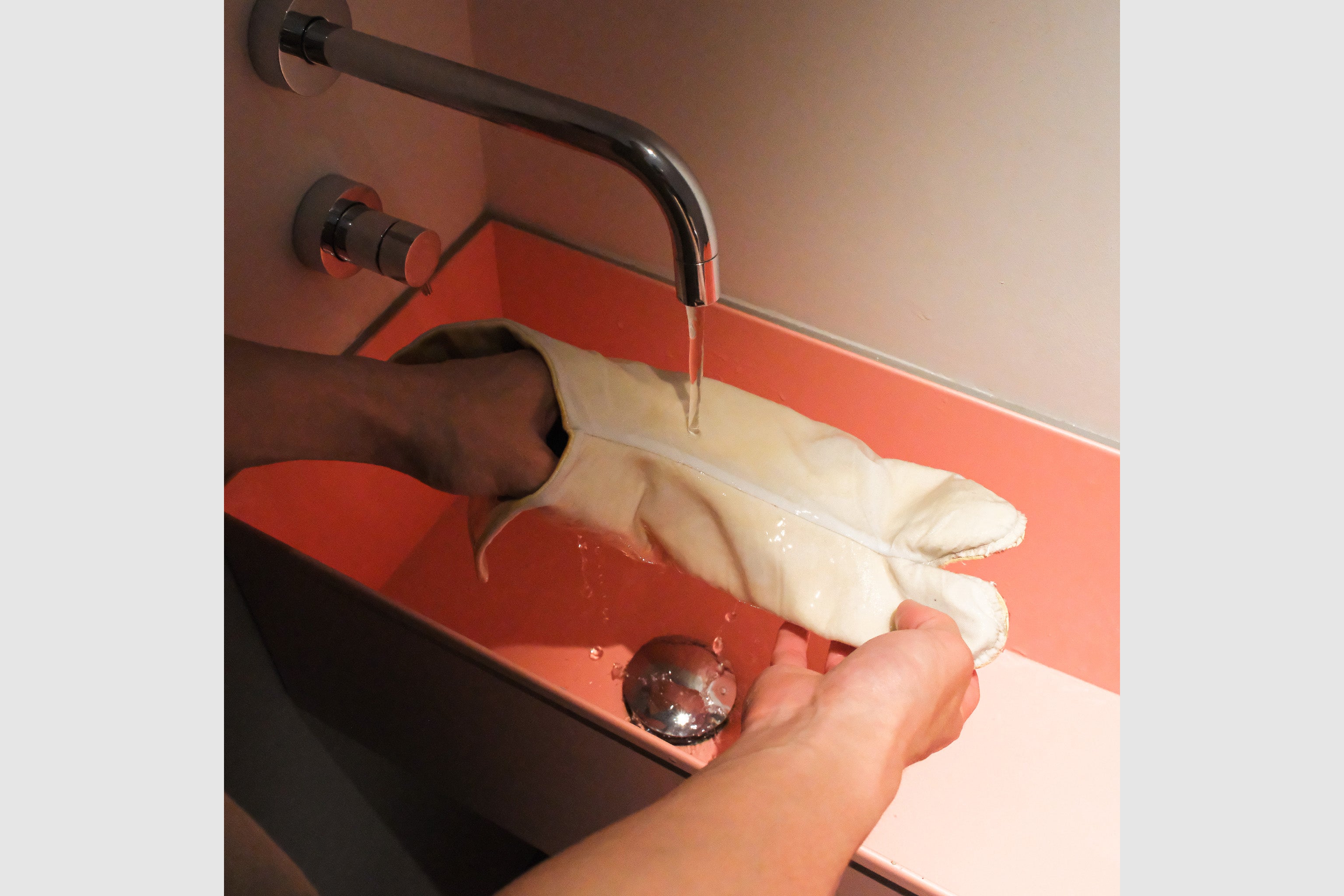 履物関づか 革足袋tanhi　Beige smooth  leather