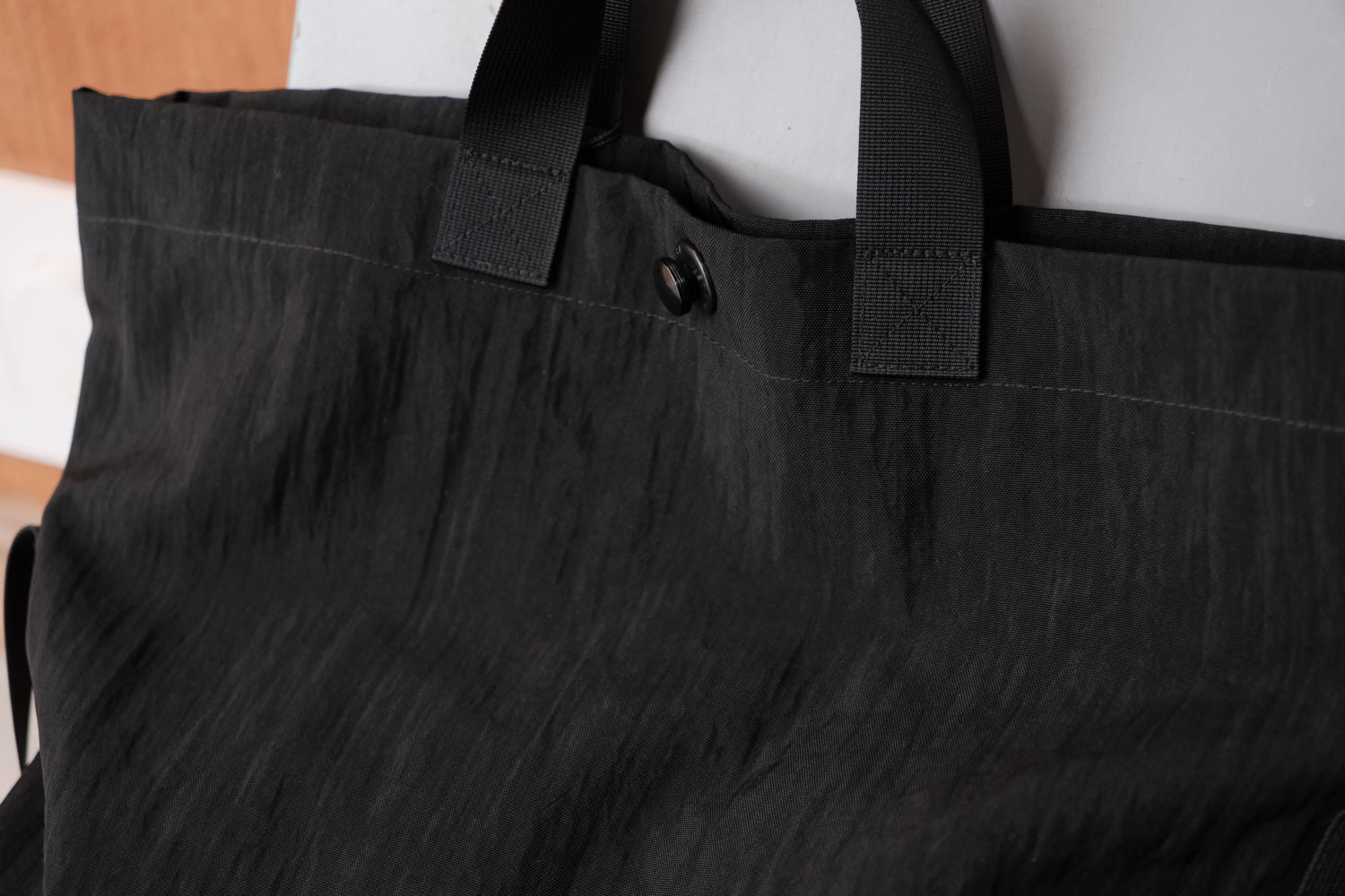 MAN-TLE R0B1 "Multi Handle Tote" Black Nylon