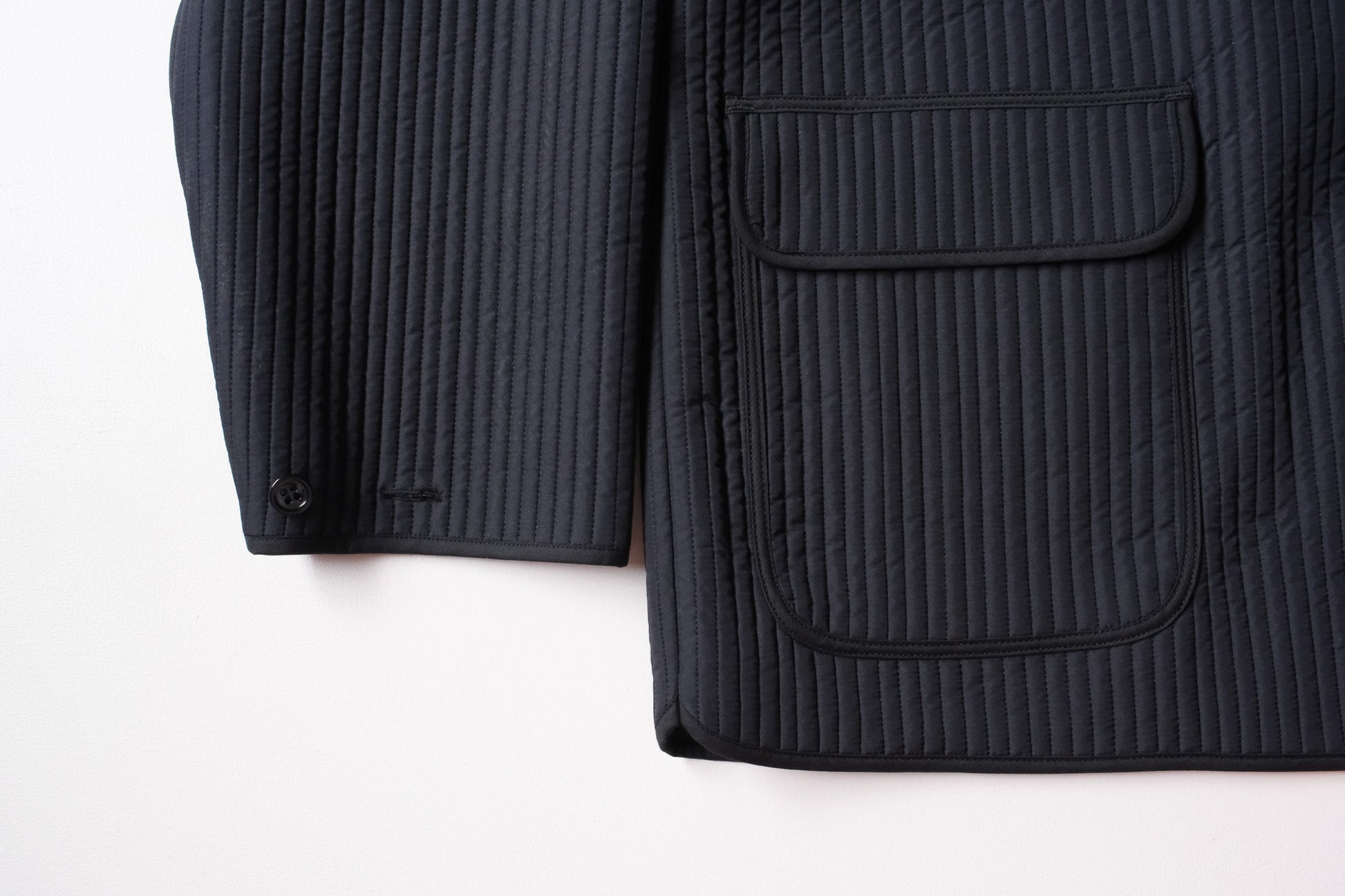 MAN-TLE OUTER R17O2 Black Nubi