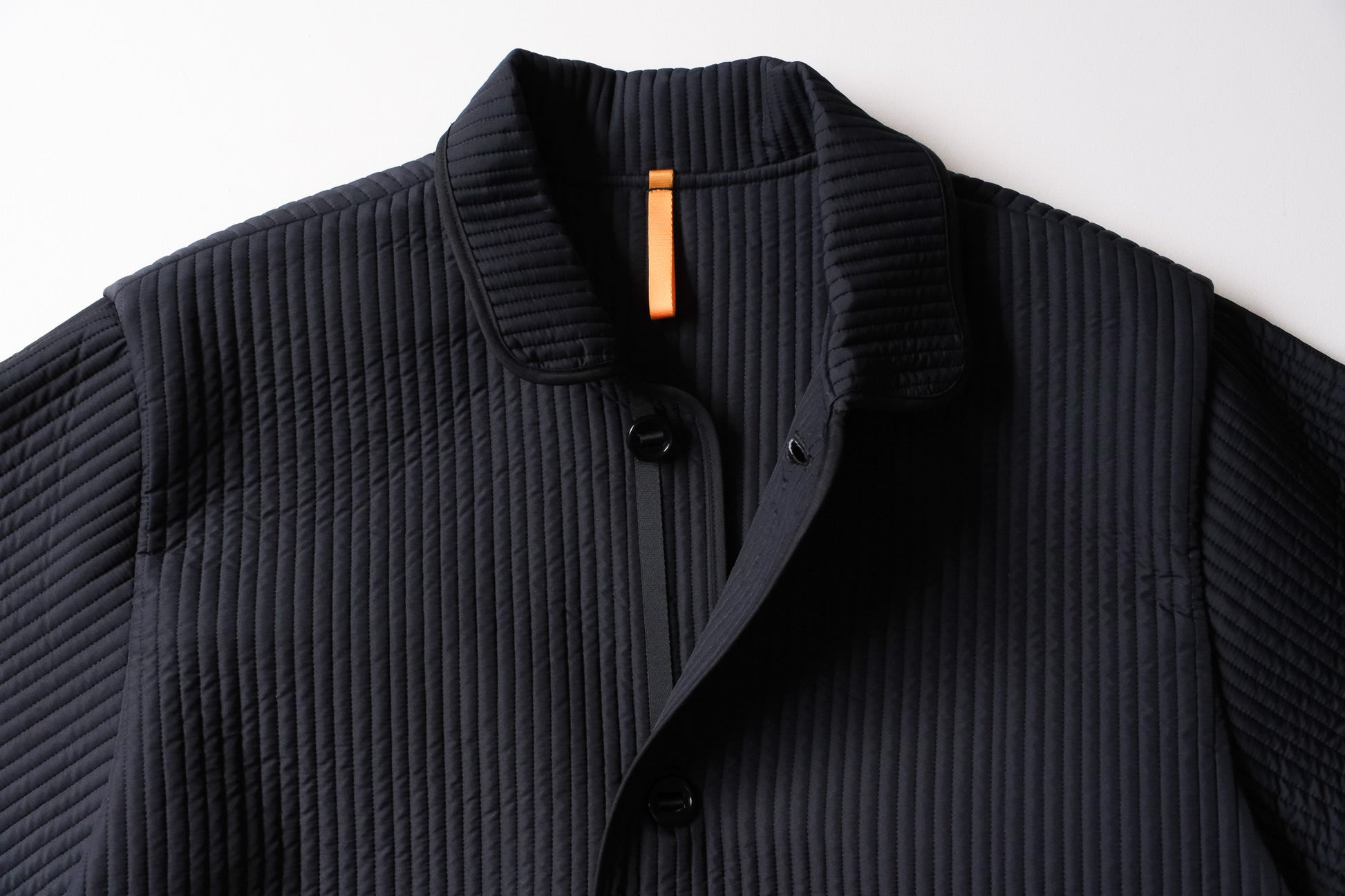 MAN-TLE OUTER R17O2 Black Nubi