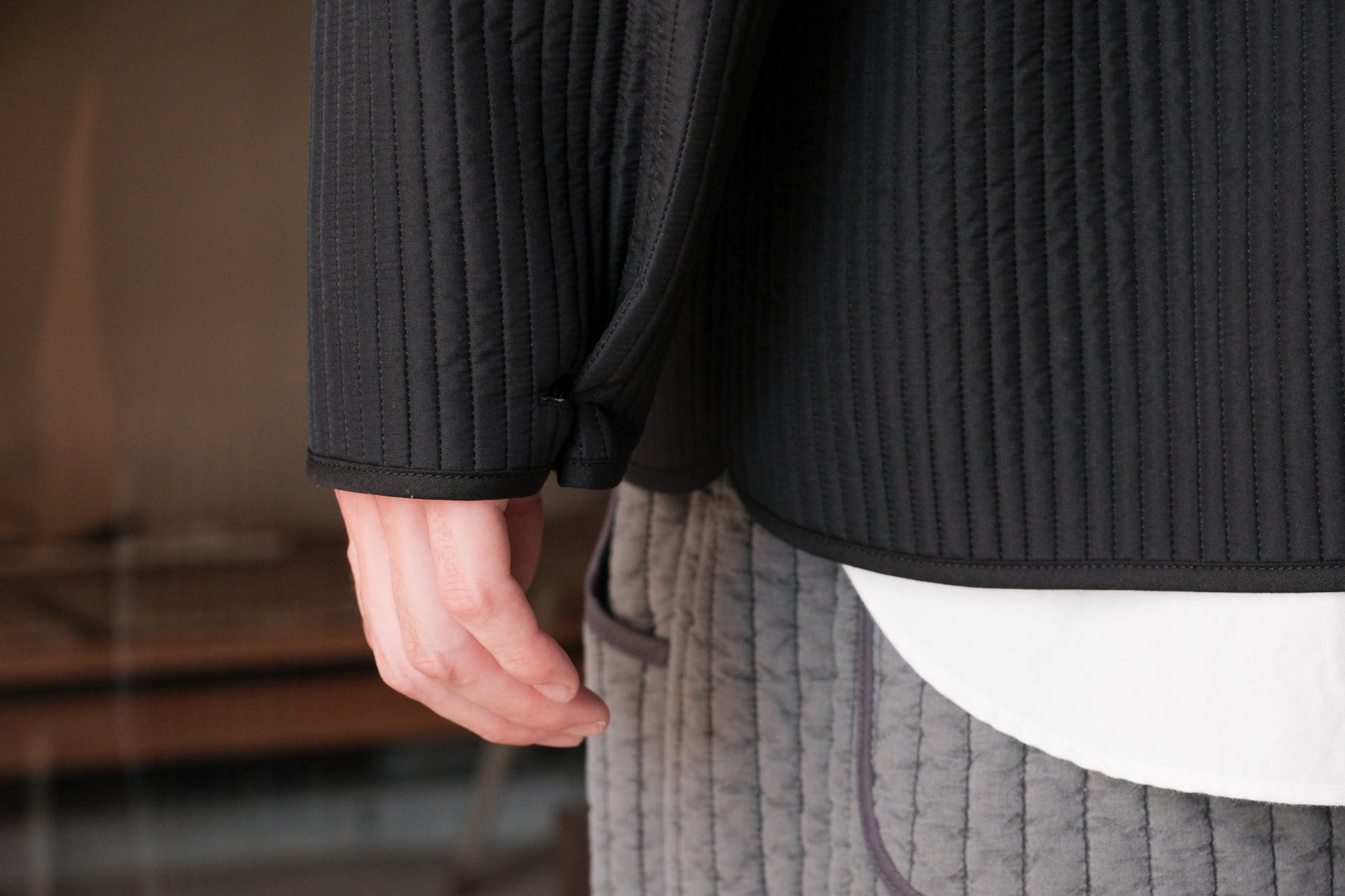 MAN-TLE OUTER R17O2 Black Nubi