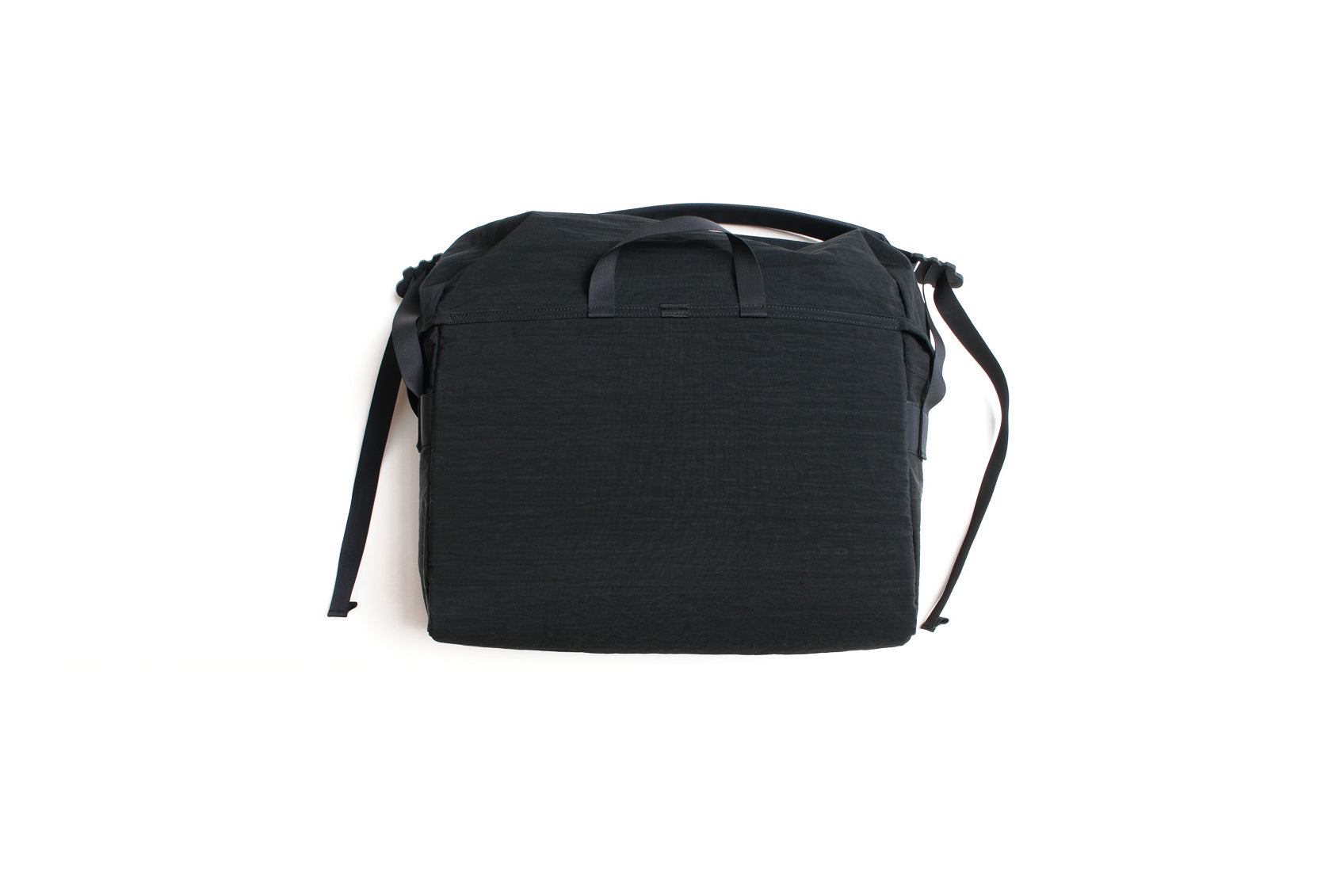 バッグ MAN-TLE R17G2 Black Nylon Chrome MAN-TLE】MESSENGER BAG - compressed nylon / R17G2｜kink