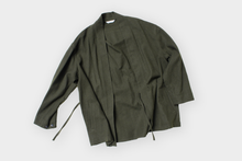 画像をギャラリービューアに読み込む, ARTS&amp;SCIENCE　Fake samue jacket　Wool milled serge medium - Old forest green
