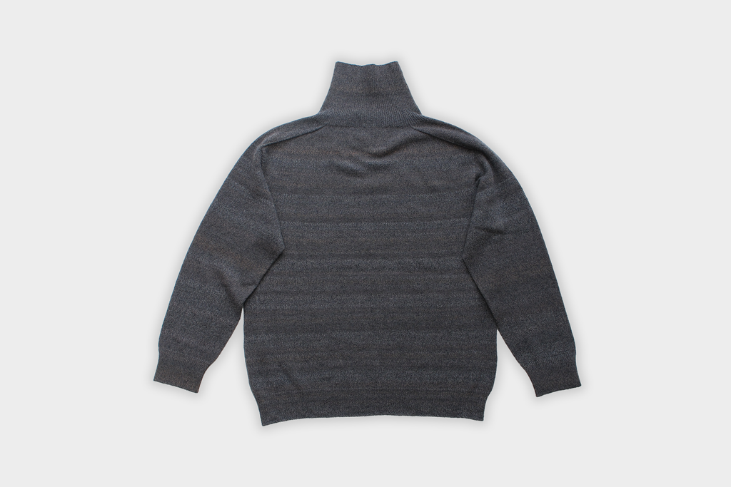 amachi.　Gradation High Neck Knit