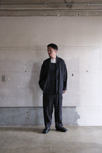 画像をギャラリービューアに読み込む, ARTS&amp;SCIENCE　Fake samue jacket　L/S loose dobby double cloth - Black
