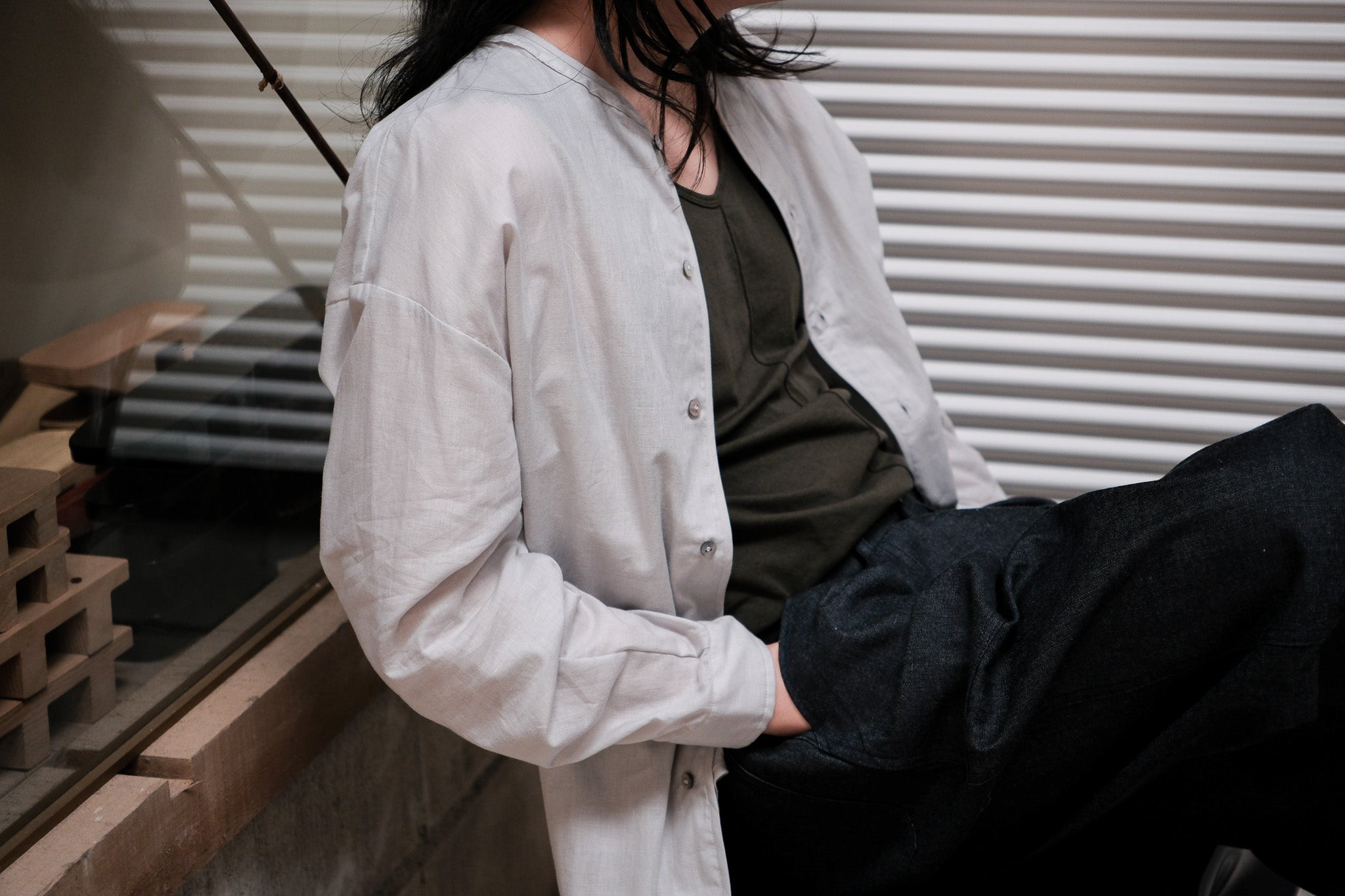 amachi Medium of flow Framed Shirt – 履物関づか 岩倉AA Online Store