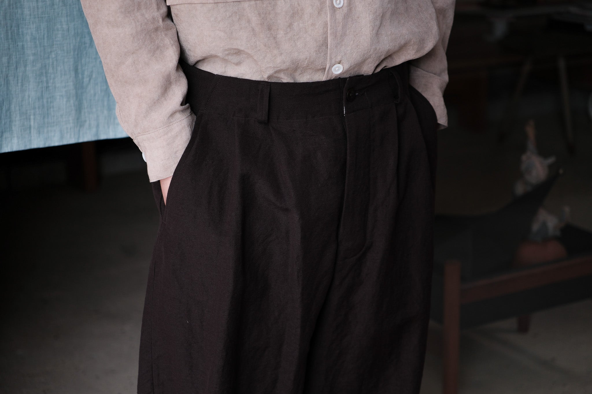 evan kinori　Two Pleat Pants worsted wool linen canvas