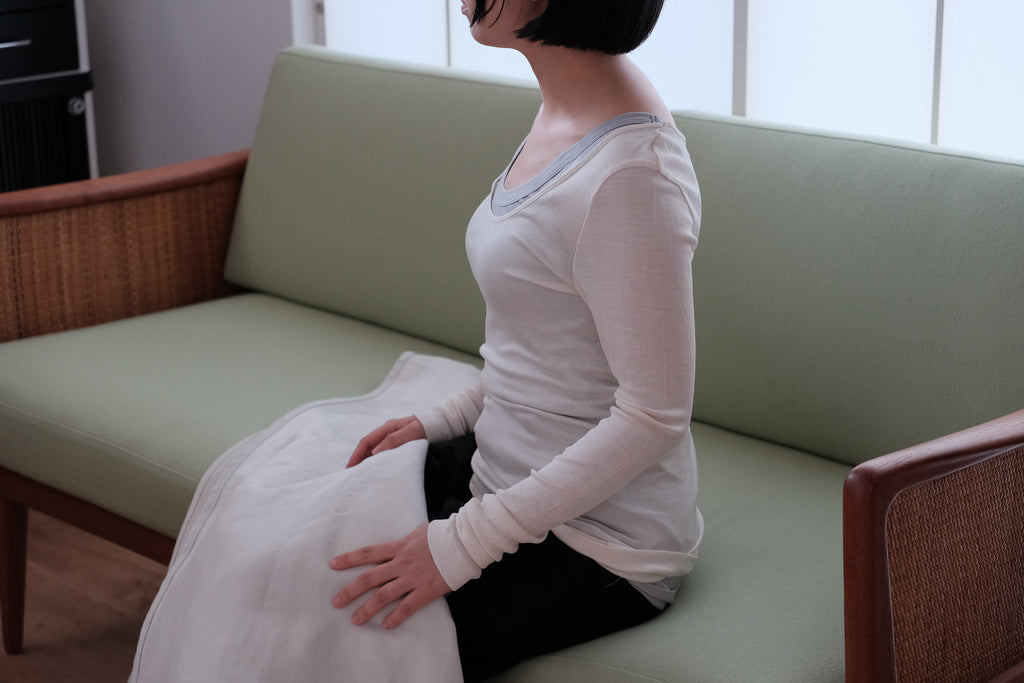 MALU OLIVIA - Deep U-neck long sleeve