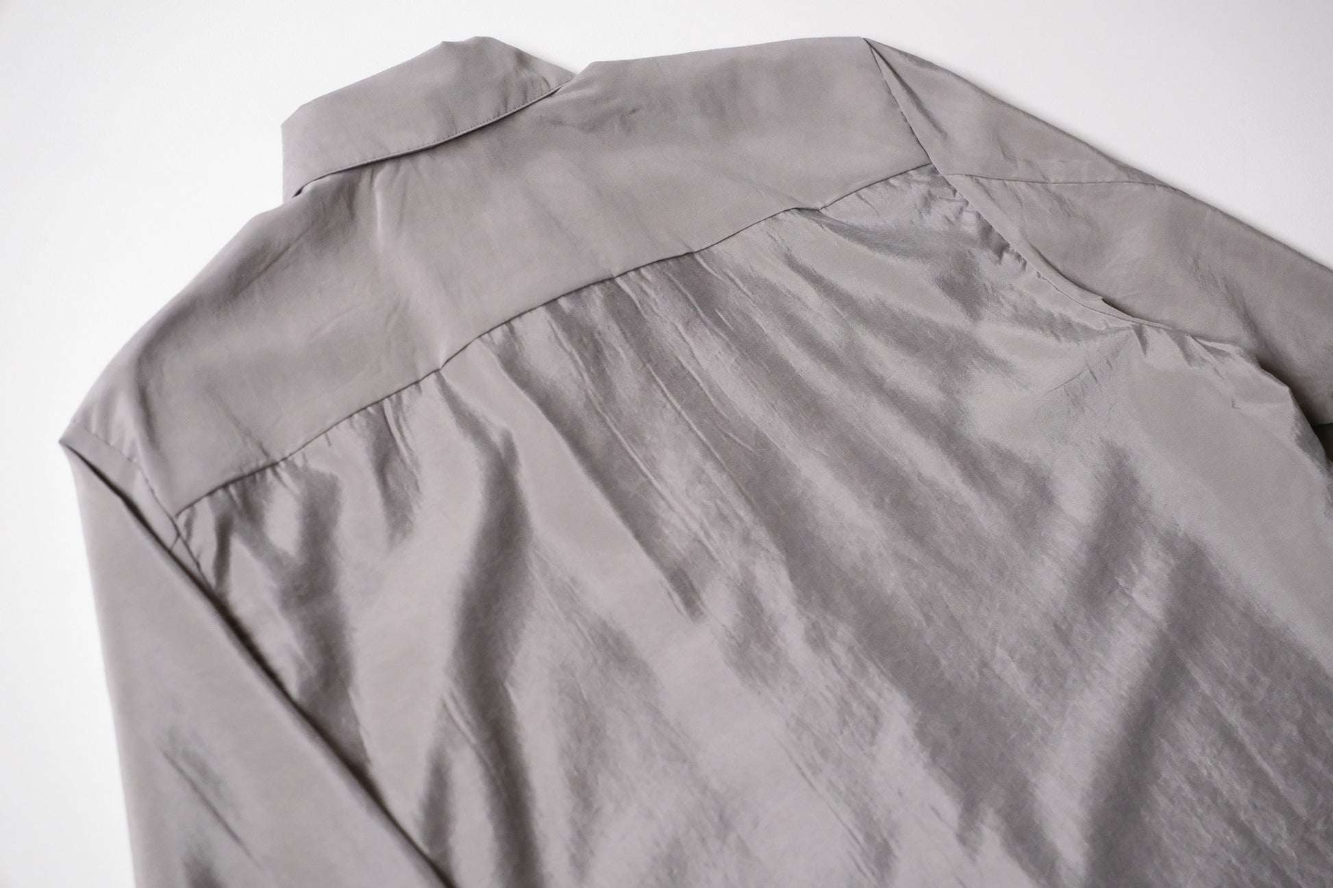 MAN-TLE SHIRT R16S4 Smoke Silk