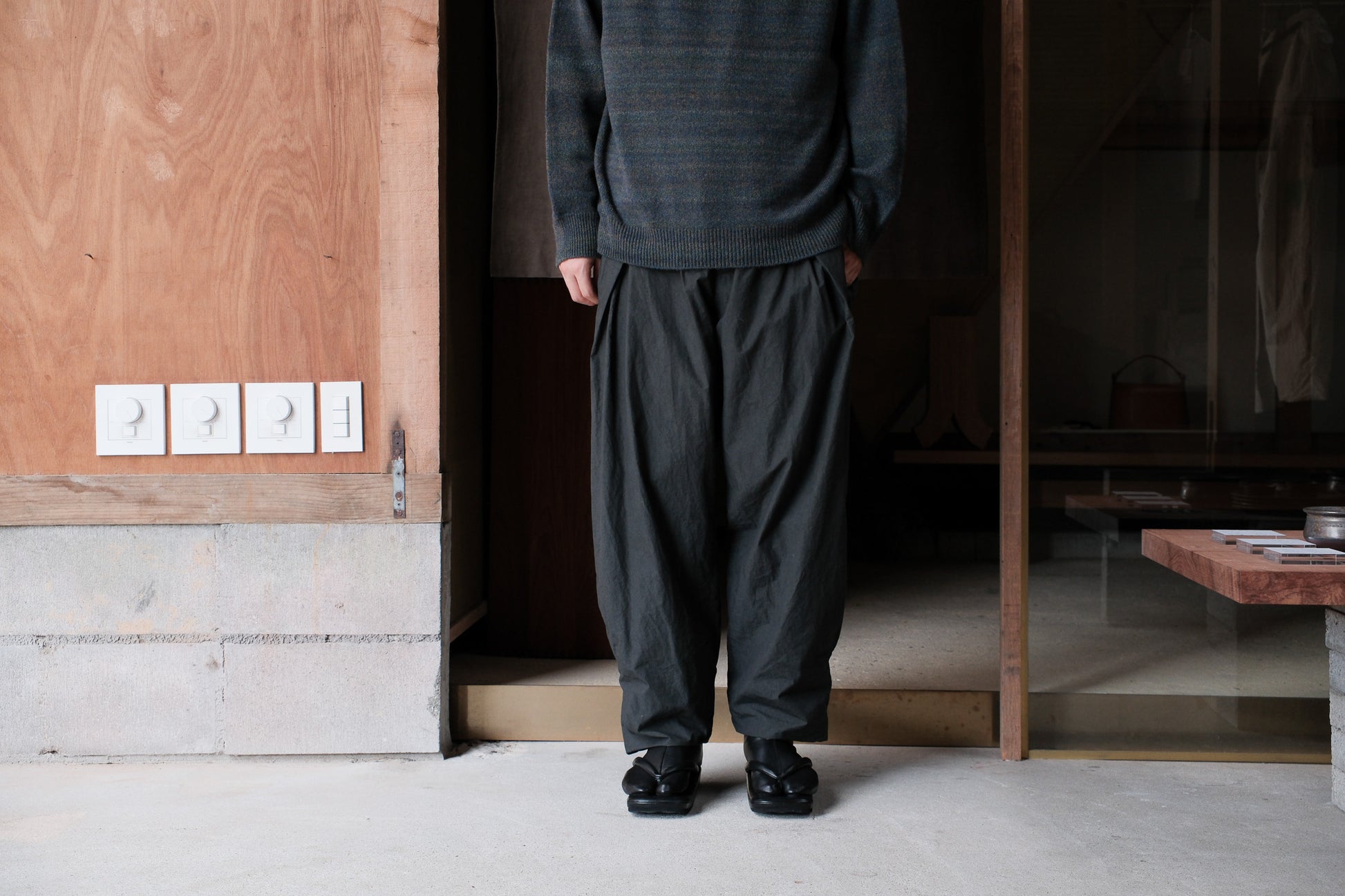 amachi.　Fabric Forming Twist Pants