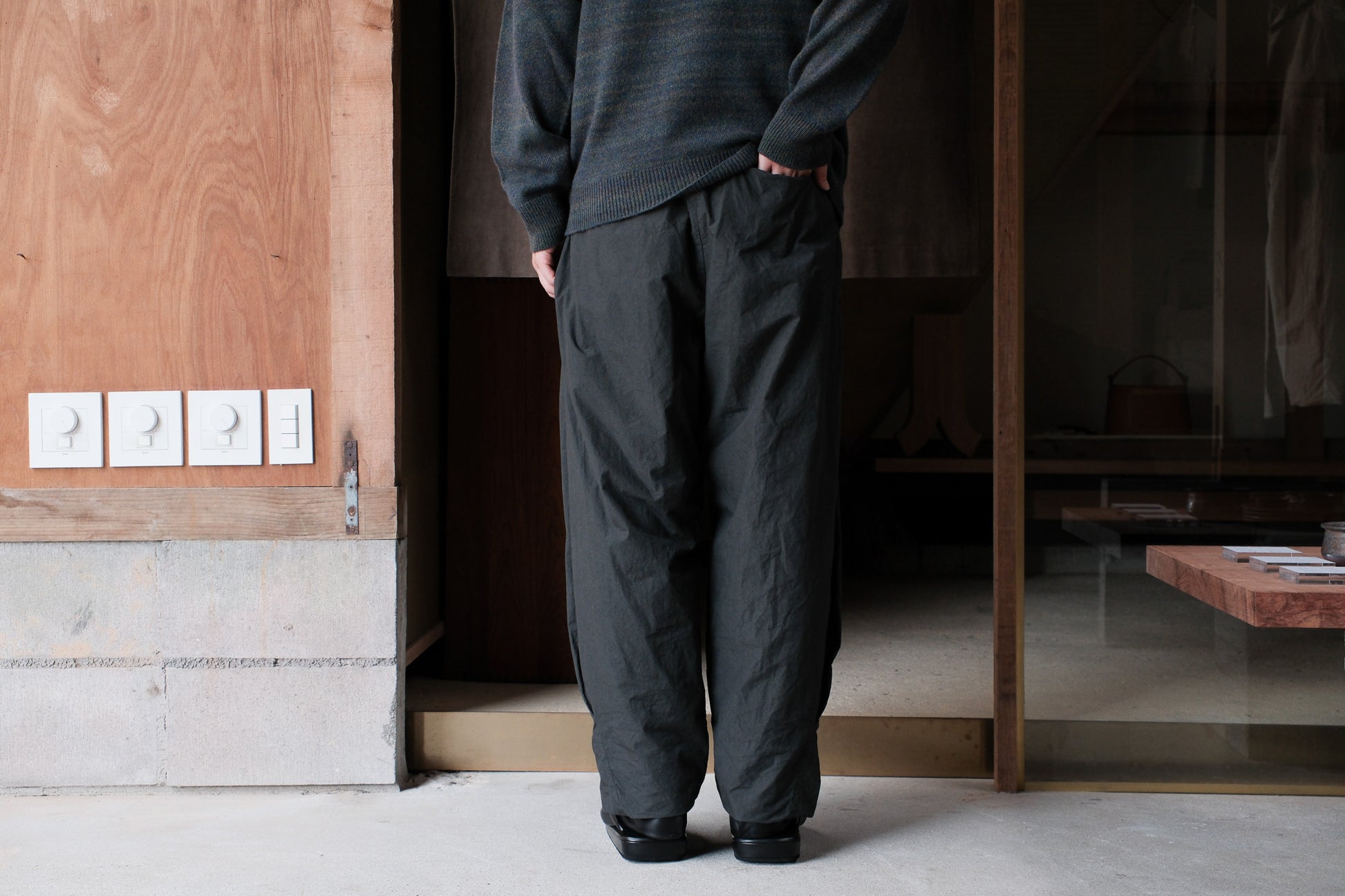 amachi.　Fabric Forming Twist Pants