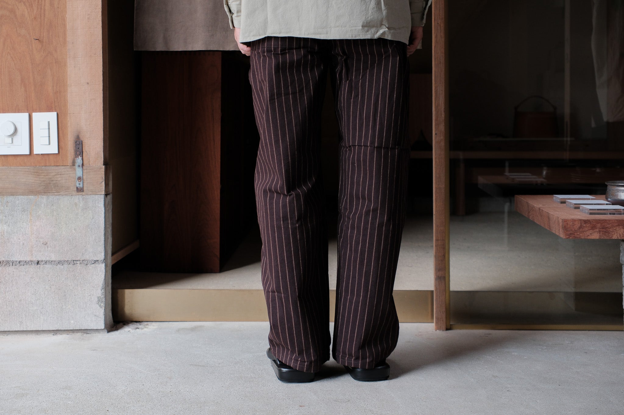 MAN-TLE  R19P4 "Wide Pants" Strata Wax