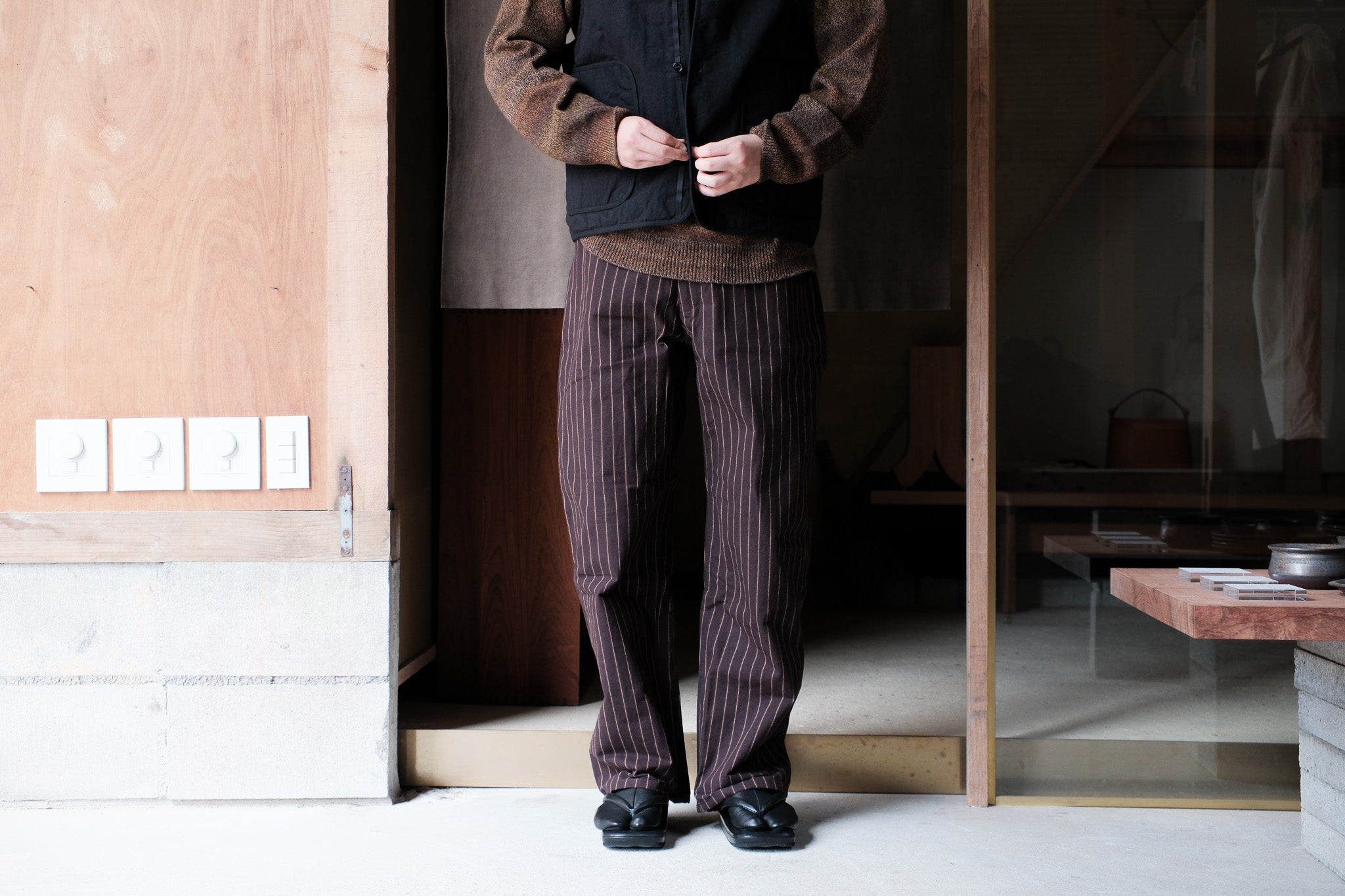 MAN-TLE  R19P4 "Wide Pants" Strata Wax