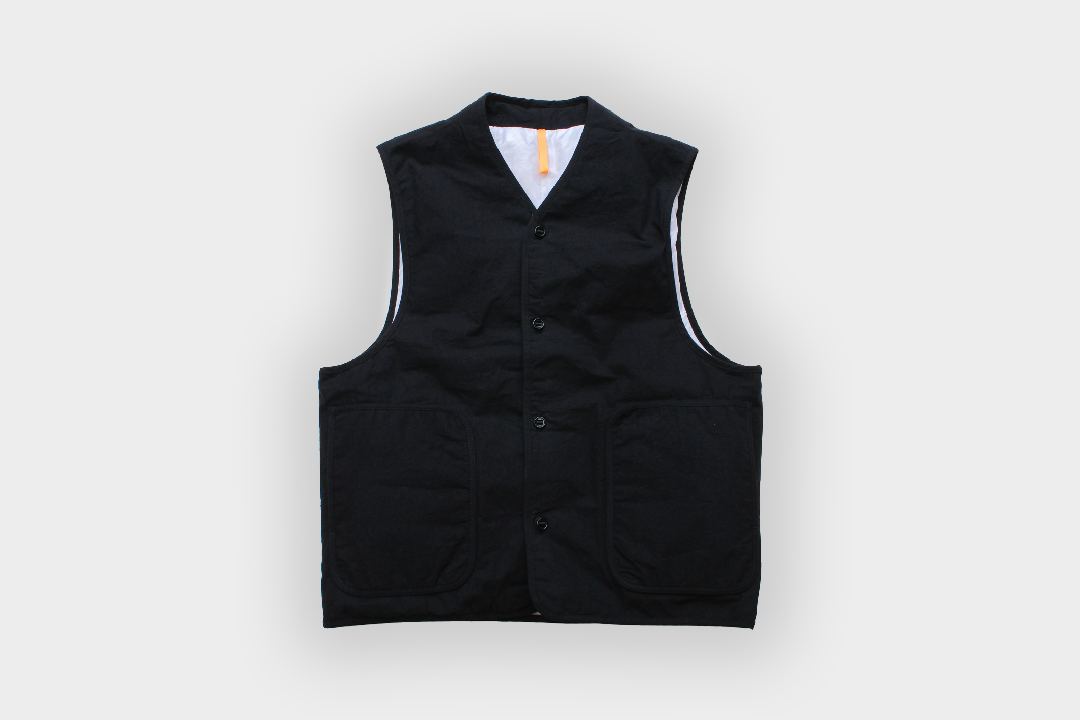 MAN-TLE  R19D5 "Down Shied Vest" Black Wax