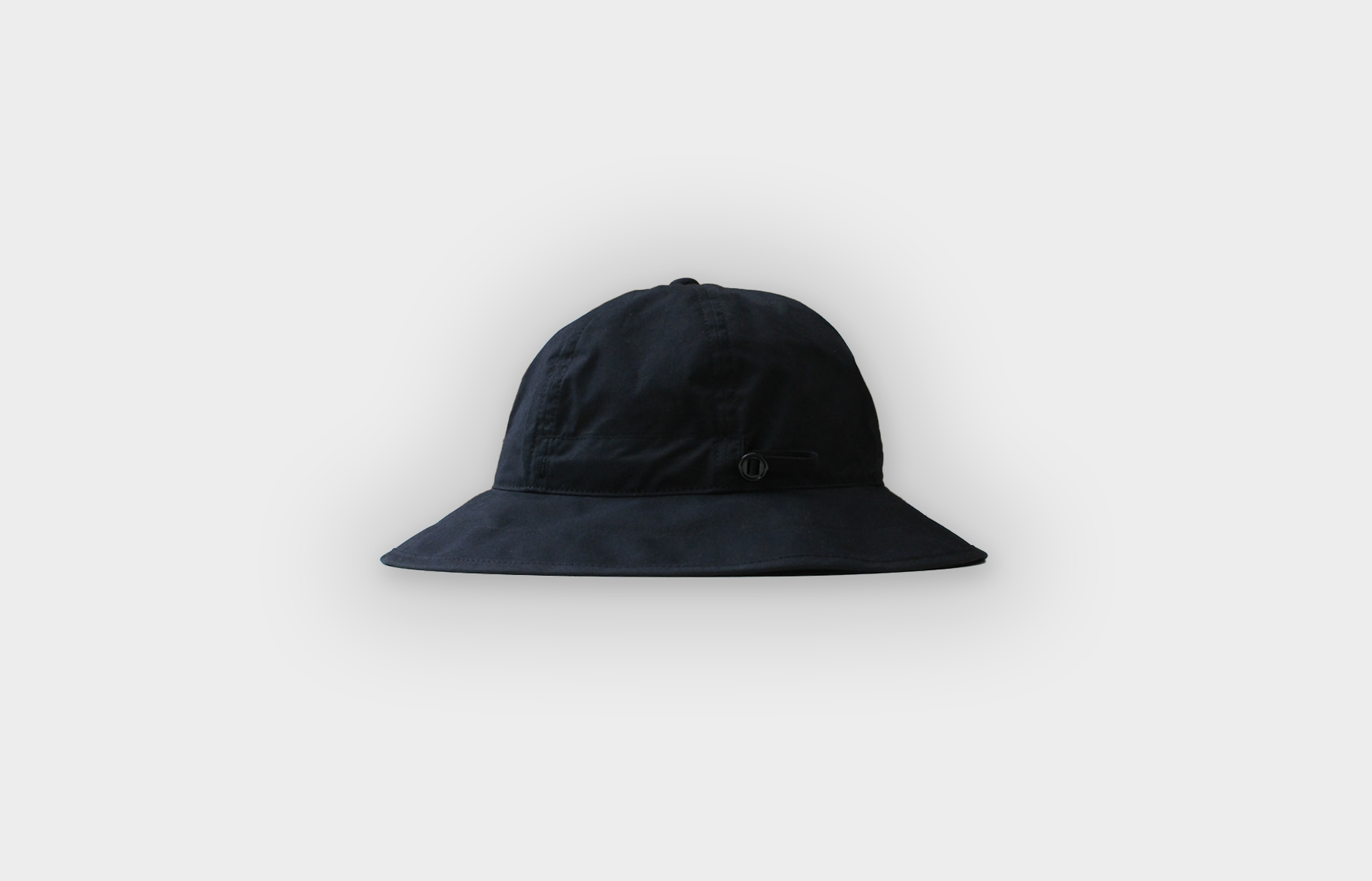 MAN-TLE  R19C2 "Wide Hat" Black Master Shield