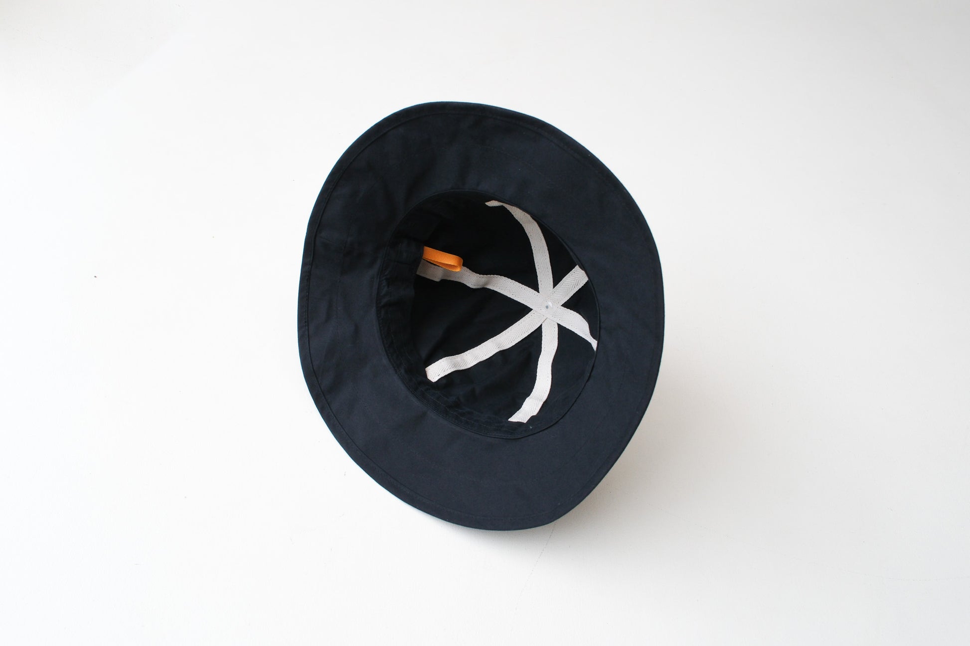 MAN-TLE  R19C2 "Wide Hat" Black Master Shield