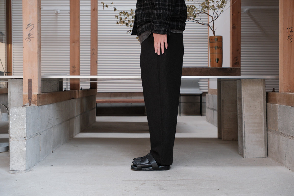 evan kinori　Single Pleat Pant Wool Linen Herring Bone