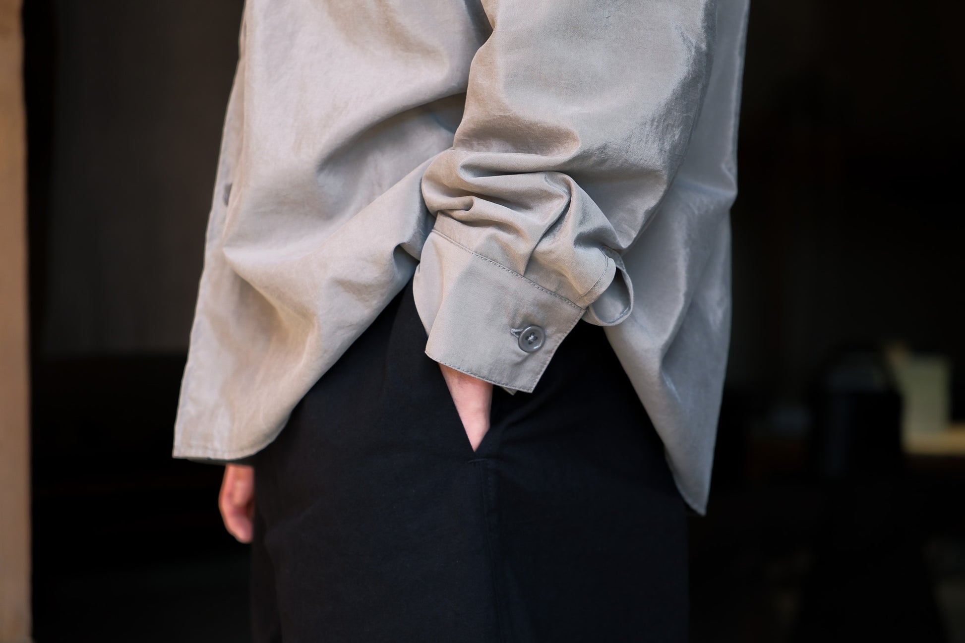 MAN-TLE SHIRT R16S4 Smoke Silk
