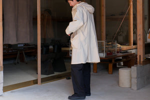 amachi. Fabric Forming Coat - Off White