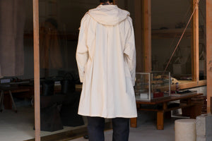 amachi. Fabric Forming Coat - Off White