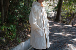 amachi. Fabric Forming Coat - Off White