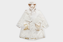 画像をギャラリービューアに読み込む, amachi. Fabric Forming Coat - Off White
