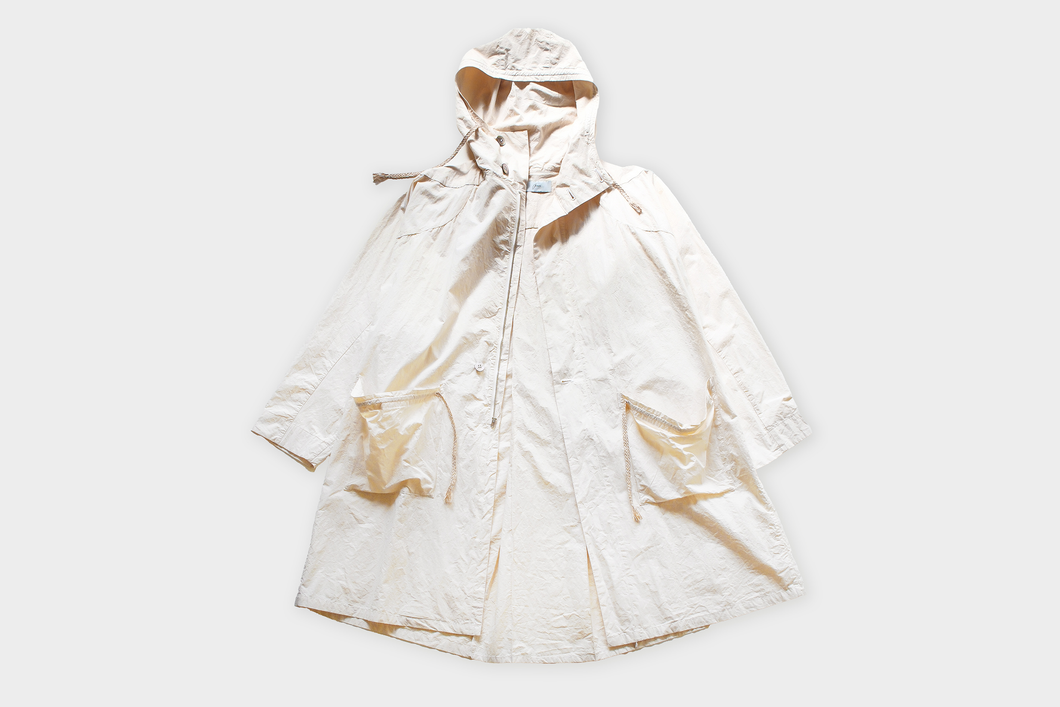 amachi. Fabric Forming Coat - Off White