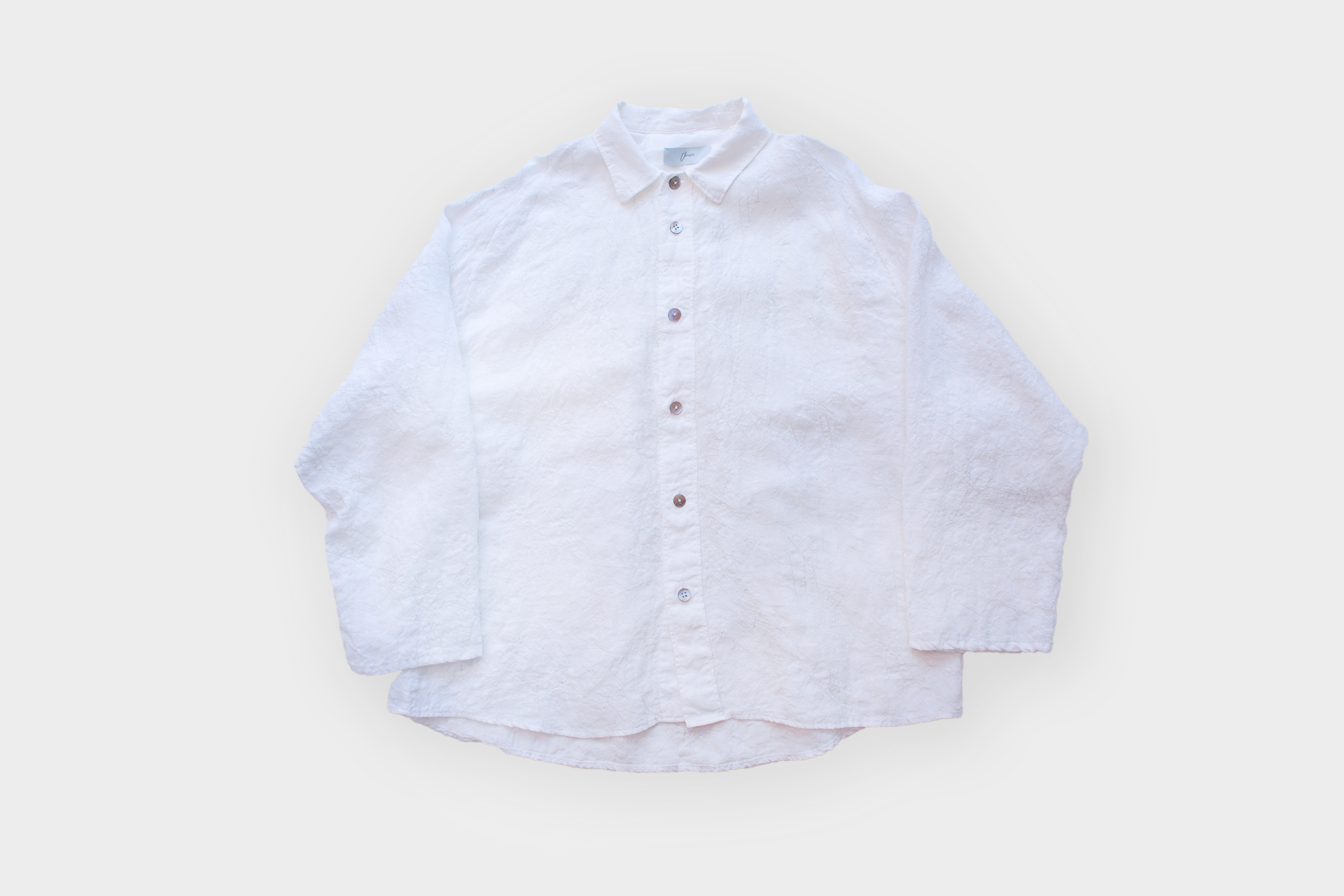 amachi.アマチ 刺繍有り シャツ Shirt amachi. Phenomena amachi.アマチ 刺繍有り シャツ Shirt amachi. Phenomena