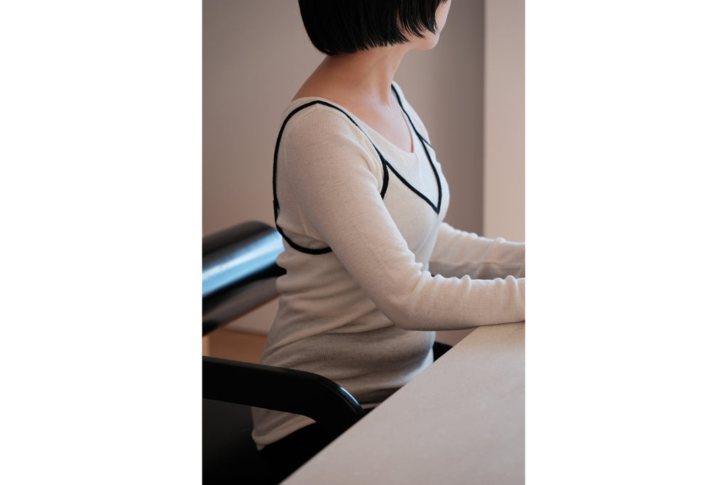 MALU BILLIE -Double V-neck long sleeve-