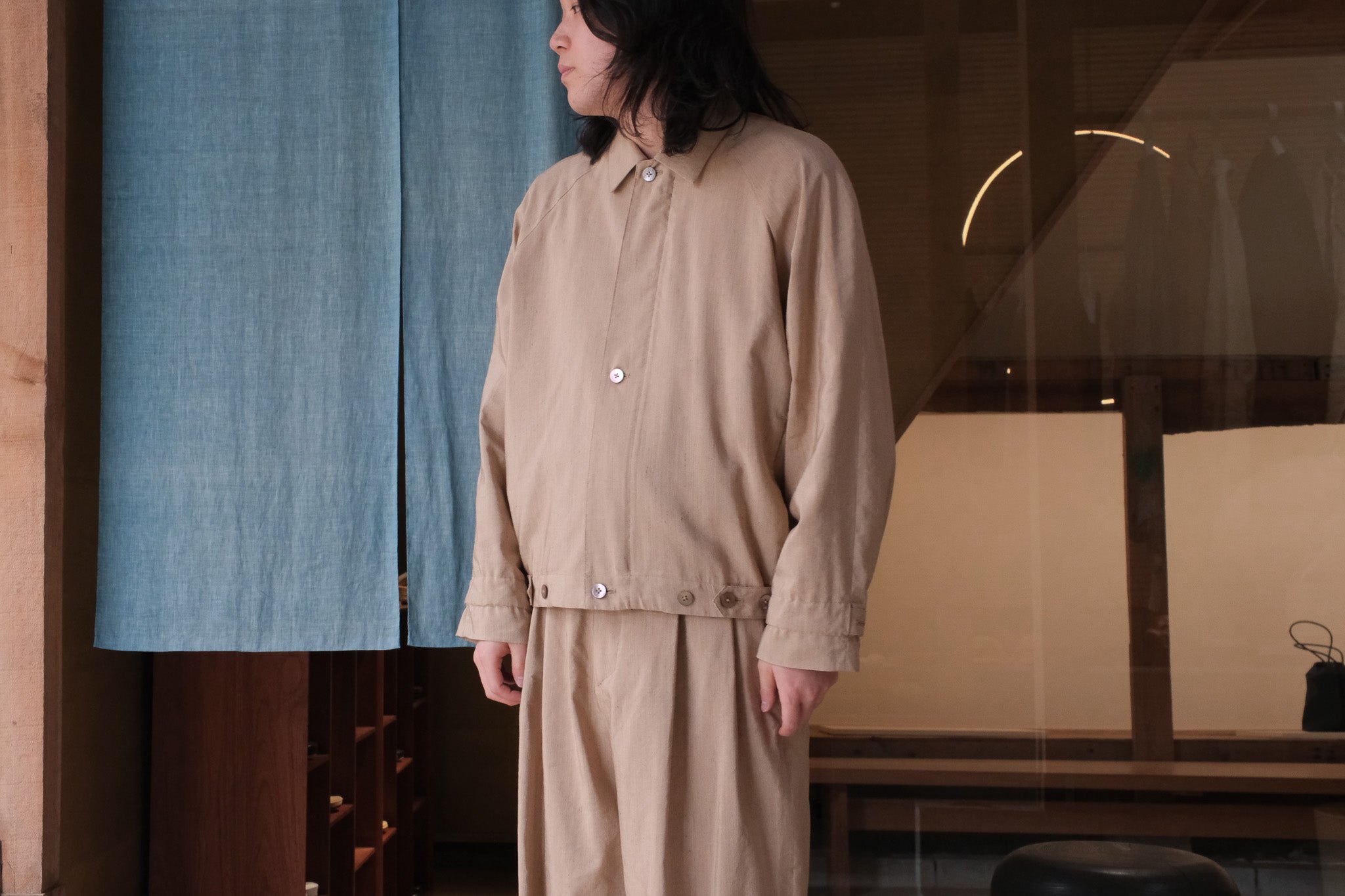 amachi. 19 buttons blouson