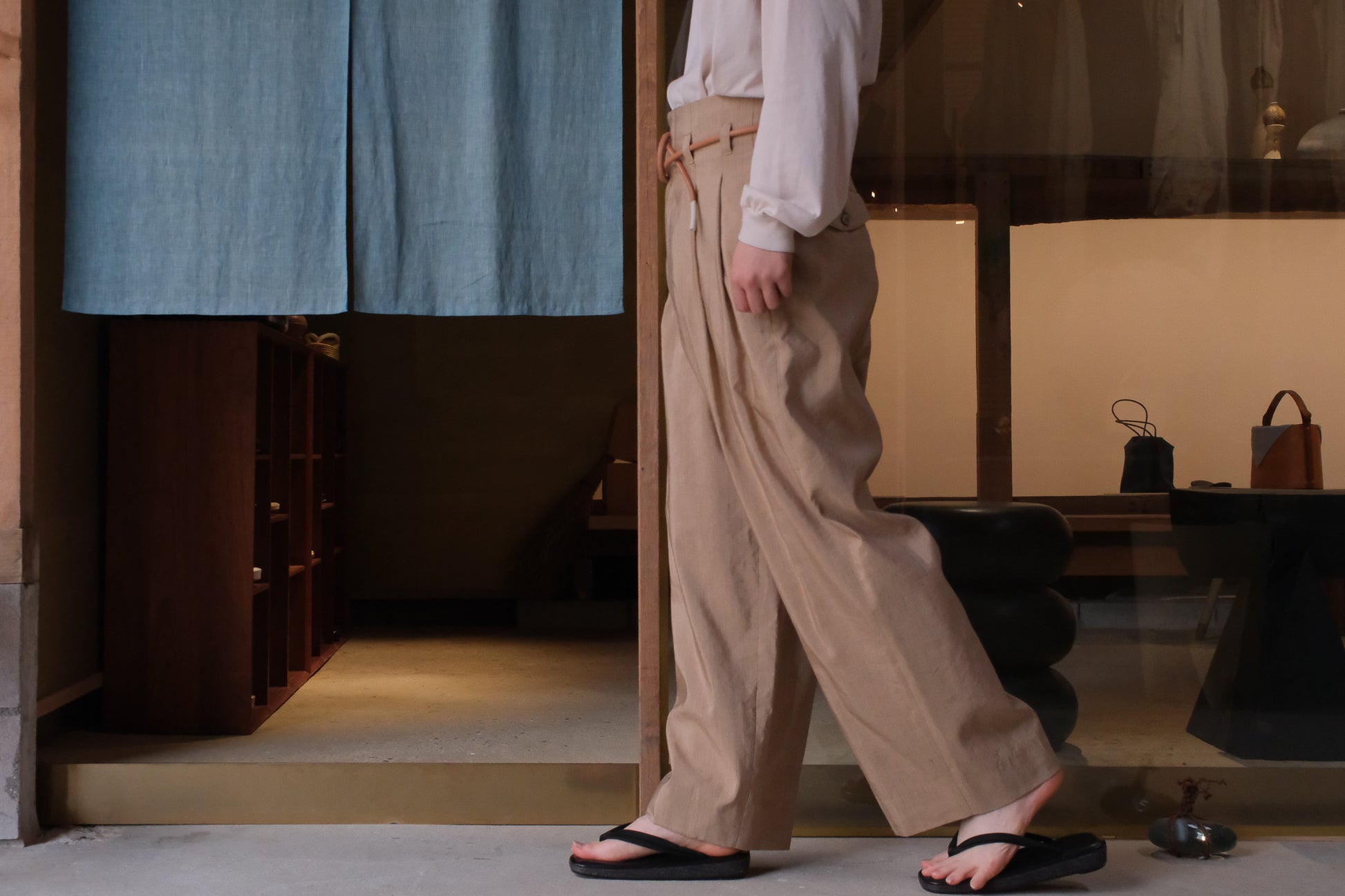 amachi.　Belted Baggy