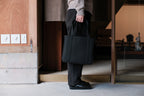 CHACOLI　Frame tote  BLK