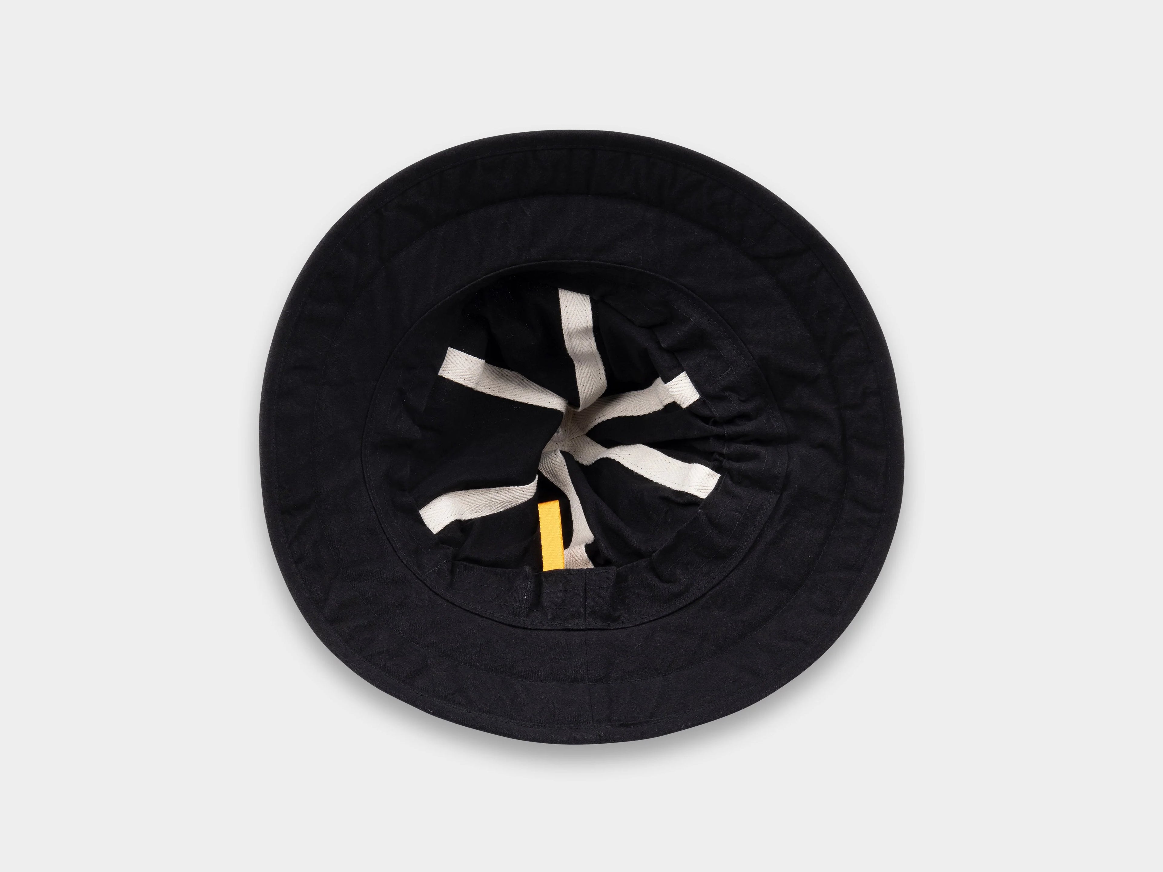 MAN-TLE DEEP SIX PANEL HAT R0C2 Black Wax