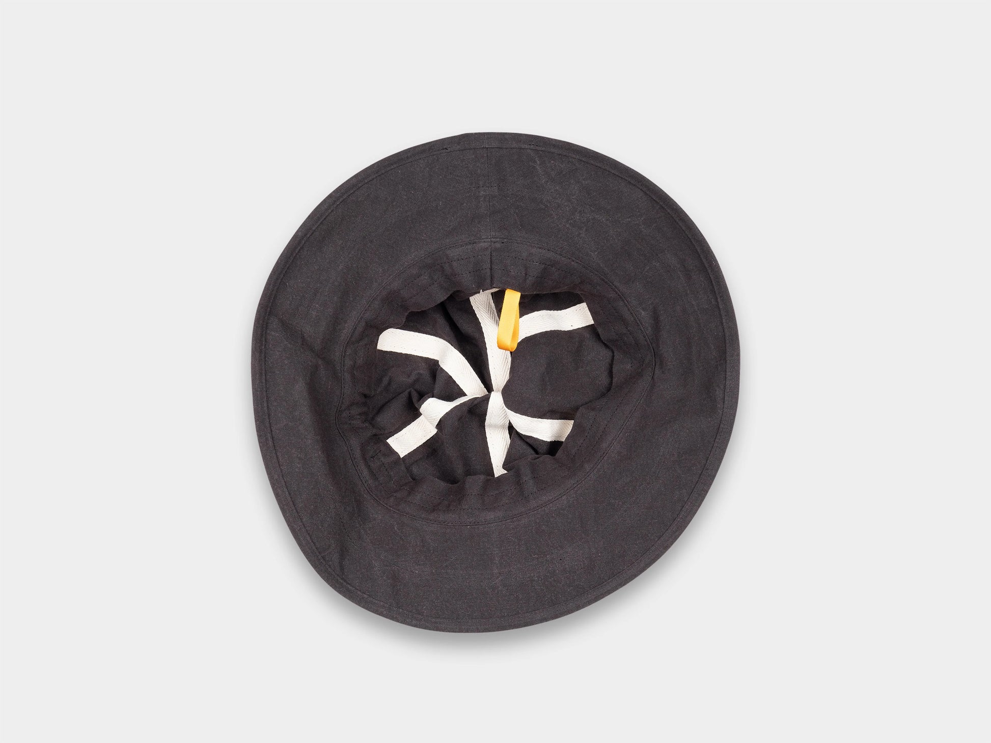 帽子 MAN-TLE SIX PANEL HAT R17C2 Earth Wax MAN-TLE DEEP SIX PANEL HAT R17C2 Earth Wax – 履物関づか 岩倉
