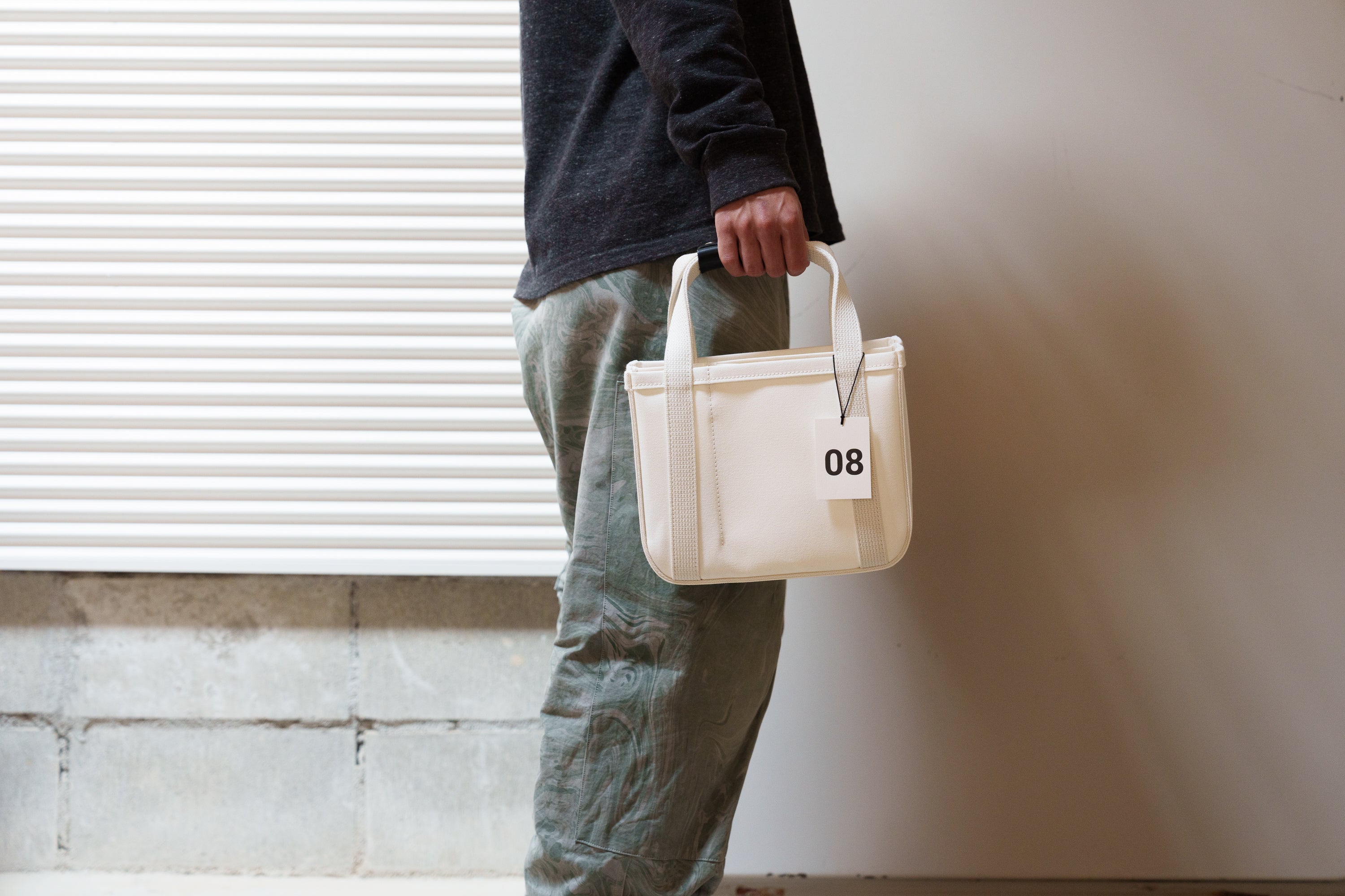 CHACOLI Frame tote 05 ブラック CHACOLI | FRAME TOTE 05（black） - BARD