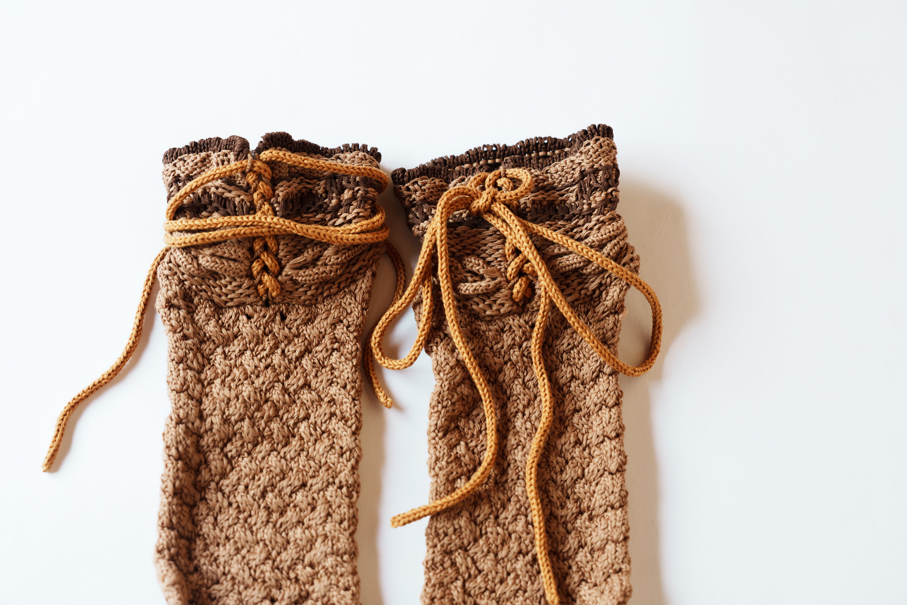 Mame Kurogouchi Knitted Tabi Socks