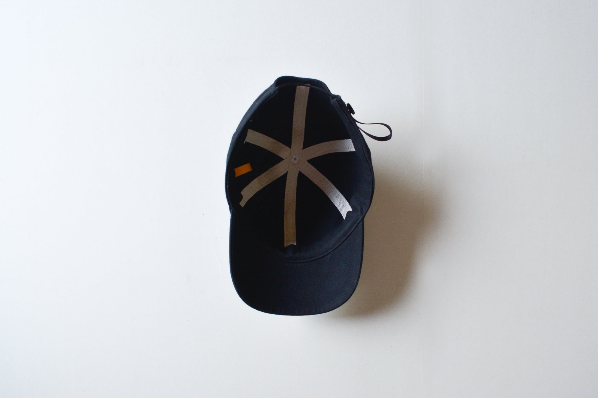 帽子 MAN-TLE SIX PANEL HAT R17C2 Earth Wax MAN-TLE DEEP SIX PANEL HAT R17C2 Earth Wax – 履物関づか 岩倉